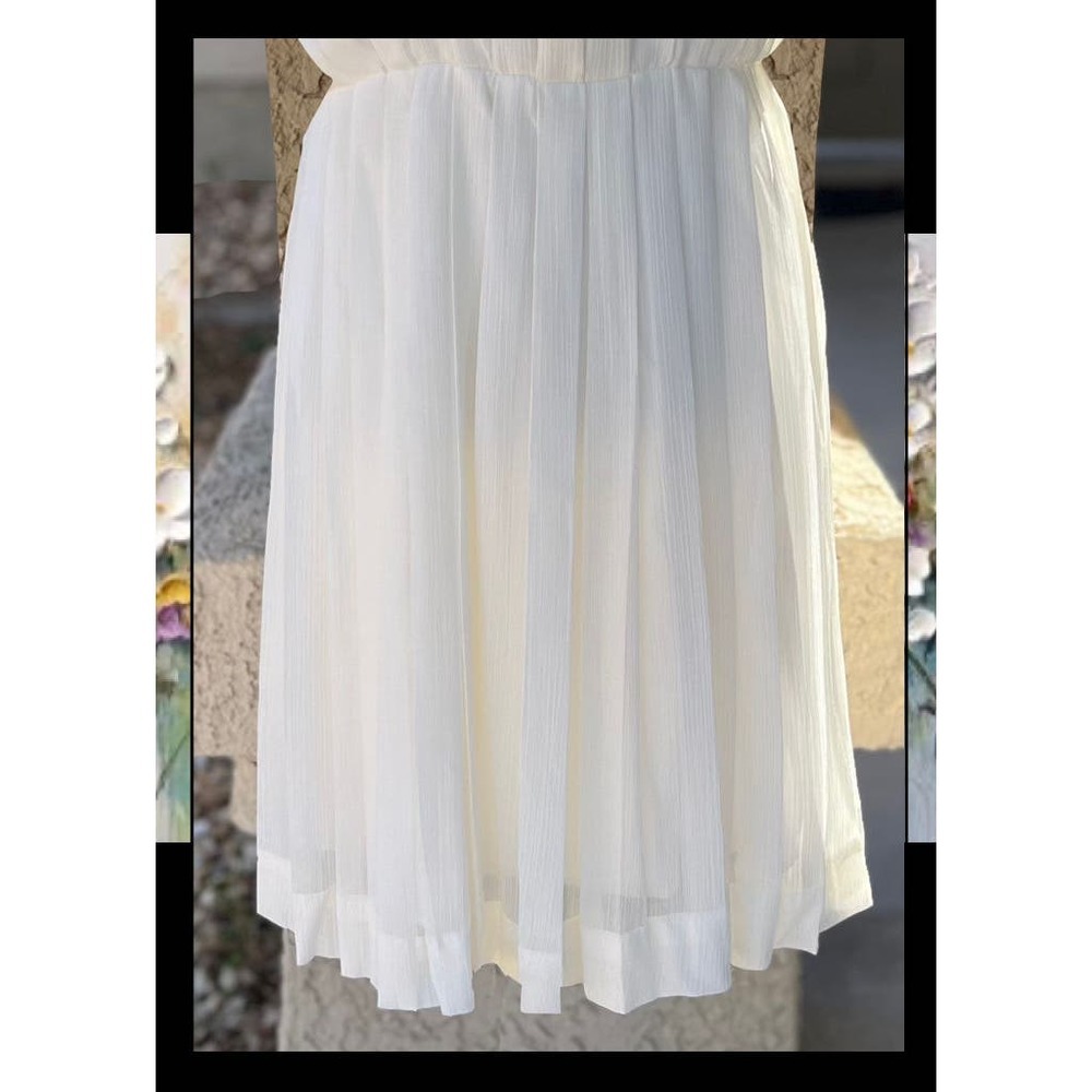 Modcloth The Pleat-est Things Sleeveless Mini Dress Size M - Picture 4 of 11